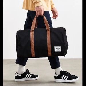 Herschel duffel bag